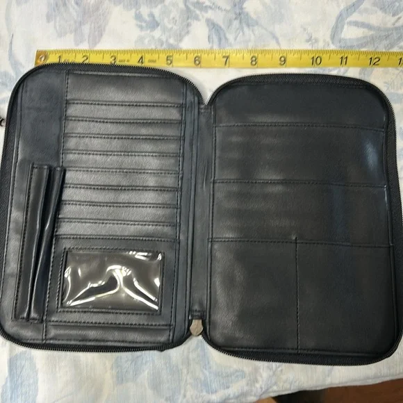 Vintage Black leather travel organizer/wristlet by Carlo Amboldi - Picture 7 of 9